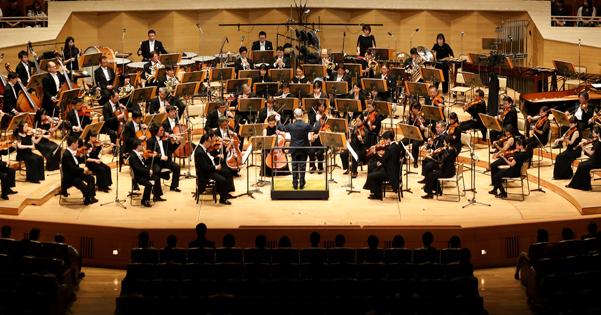 Crowd at a Joe Hisaishi show